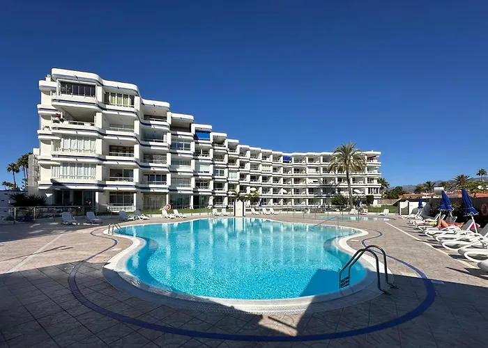 Tamaran Sky * بلايا ديل إنغلز